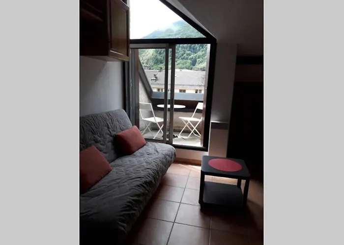 T2 Bis, Calme, Plein Centre De Luchon, Avec Balcon Et Garage * Bagnères-de-Luchon